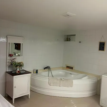 La Casa De La Vega, Escapada Rural En El Bierzo Appartement